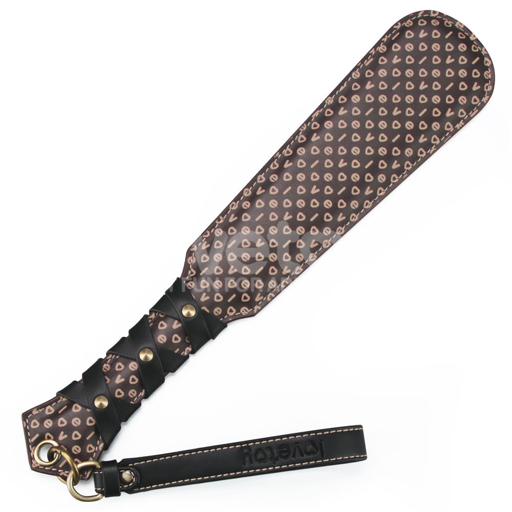Palmatória em Couro com detalhas - 37 Cm Rebellion Reign Love Paddle - LOVE TOY